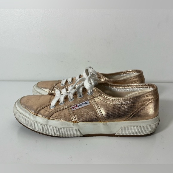 Superga Womens Size 7 Sneakers Rose Gold Lace Up - Picture 2 of 10